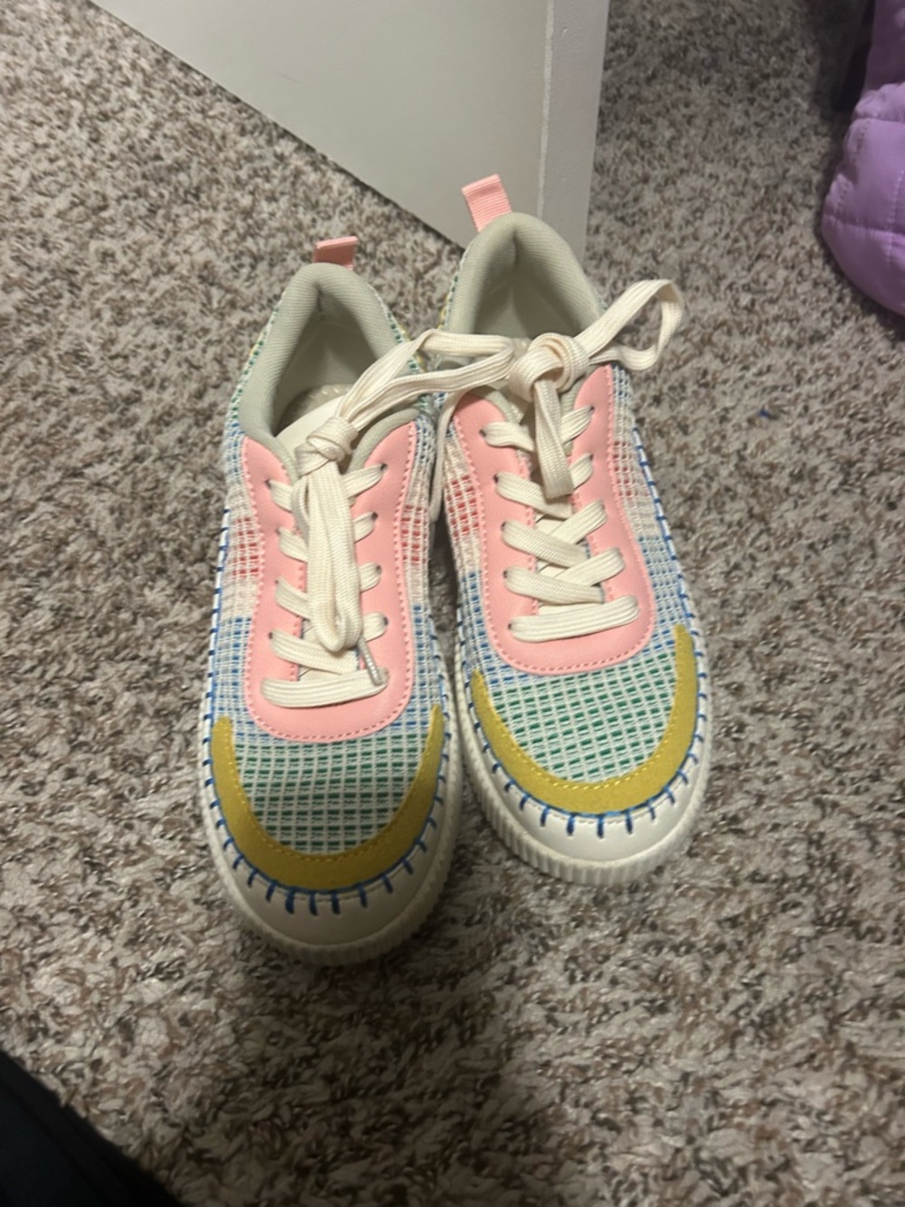 Fun Sneaker